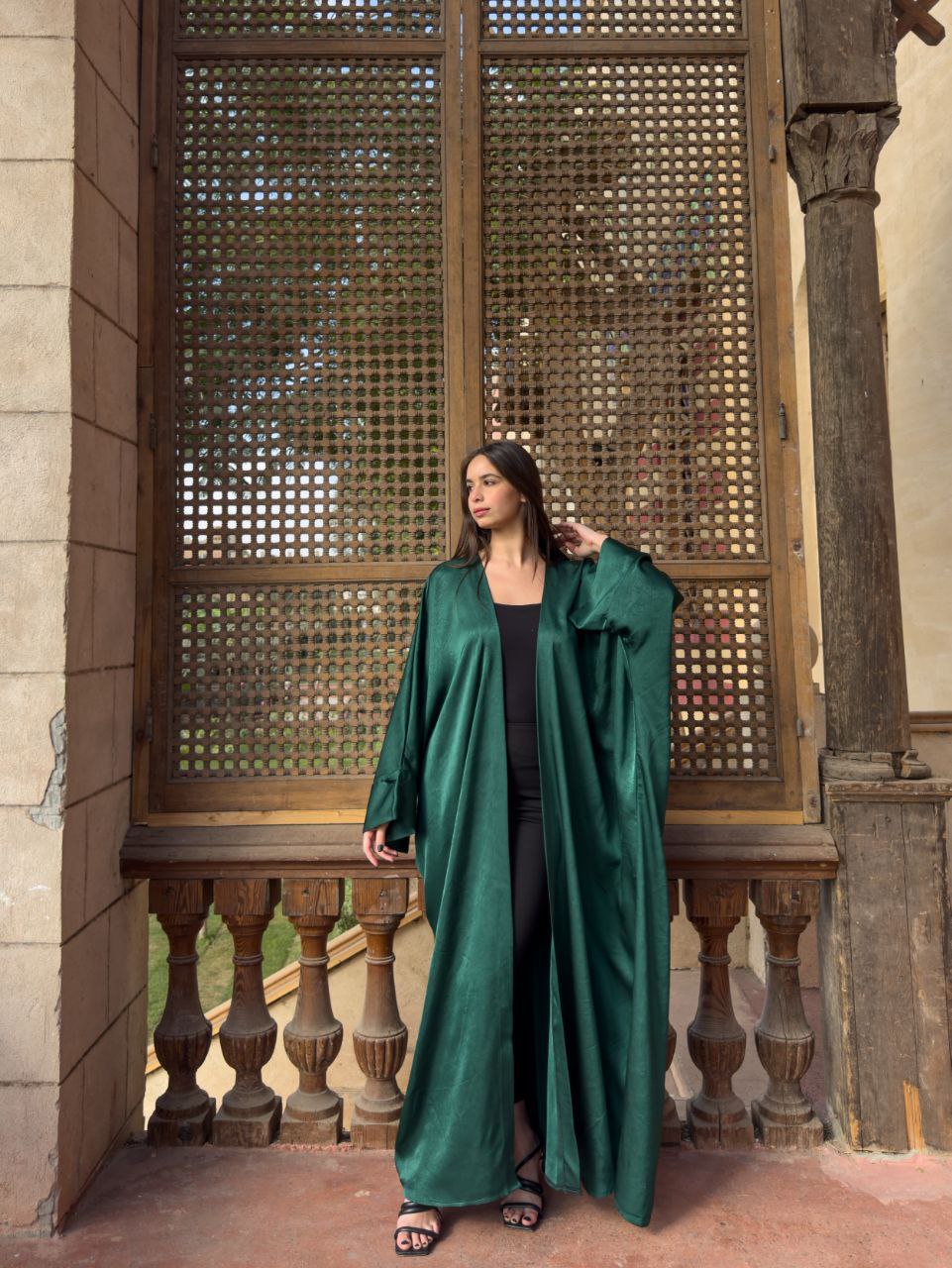 Patterned satin Abaya